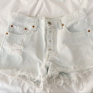 LEVIS / cutoff shorts